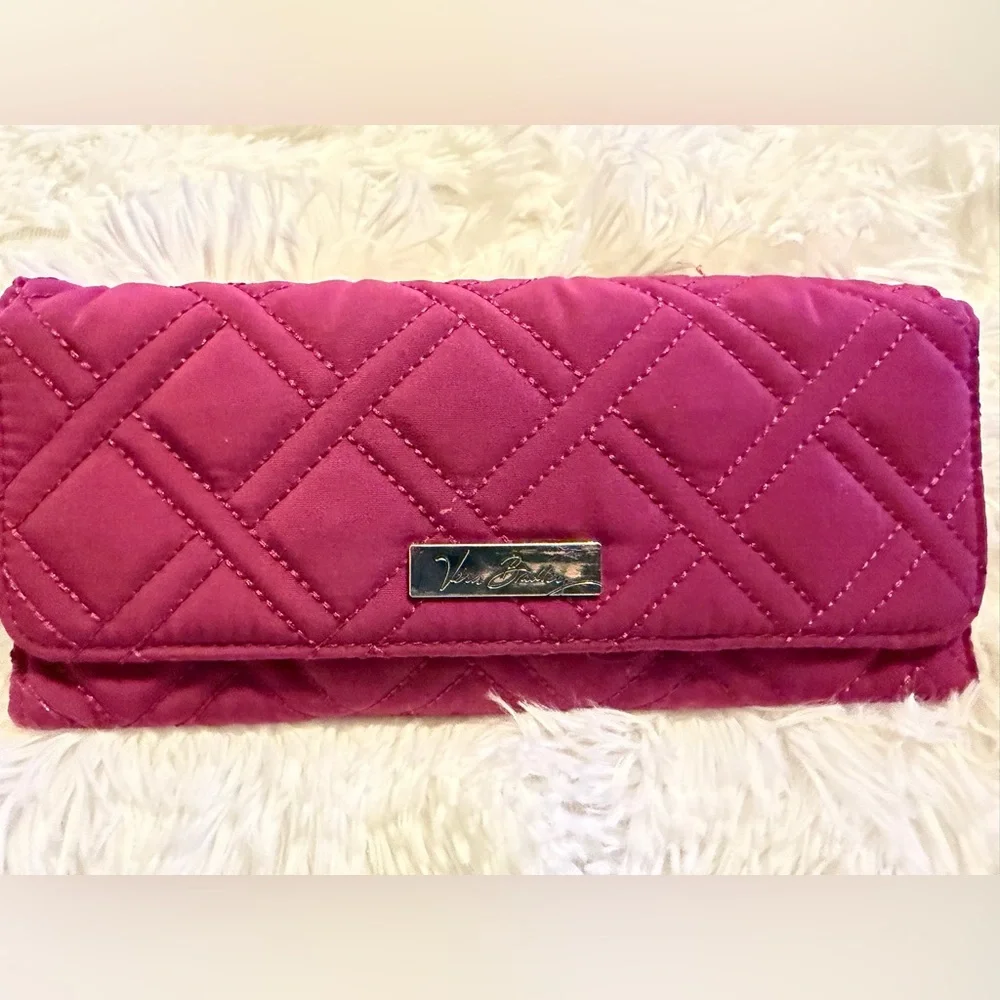 Vera Bradley Quilted Clutch - Picture 1 of 6